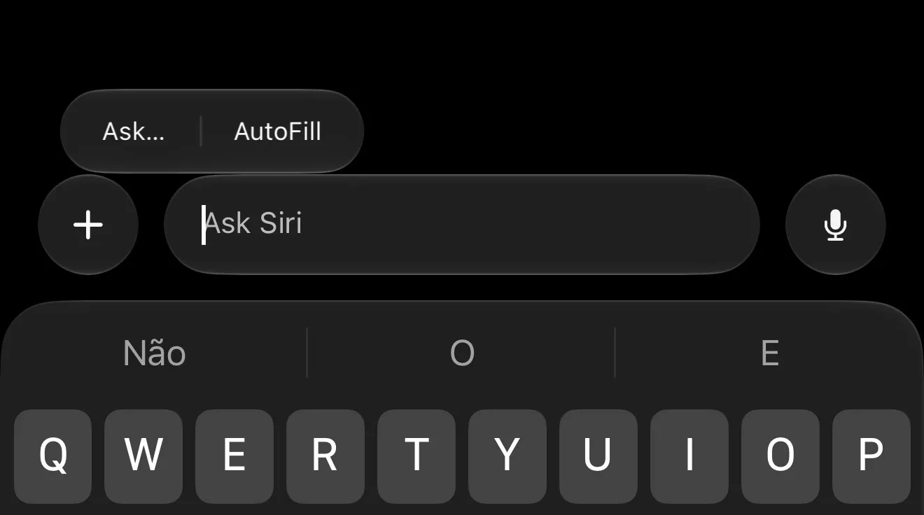iOS 27の独立したSiriアプリで、入力欄を長押しするとSiriとChatGPTを選べるポップアップ